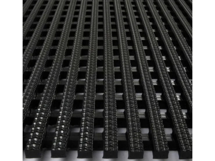 Drainage|Trockenausbau*Karat Antirutschmatte Multi Grip Antibakteriell 13,5 mm Stärke Schwarz 120 x 600 cm