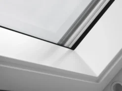 Badlüfter|Dachfenster*Velux Schwingfenster GGU UK10 0070 Weiß 134 x 160 cm